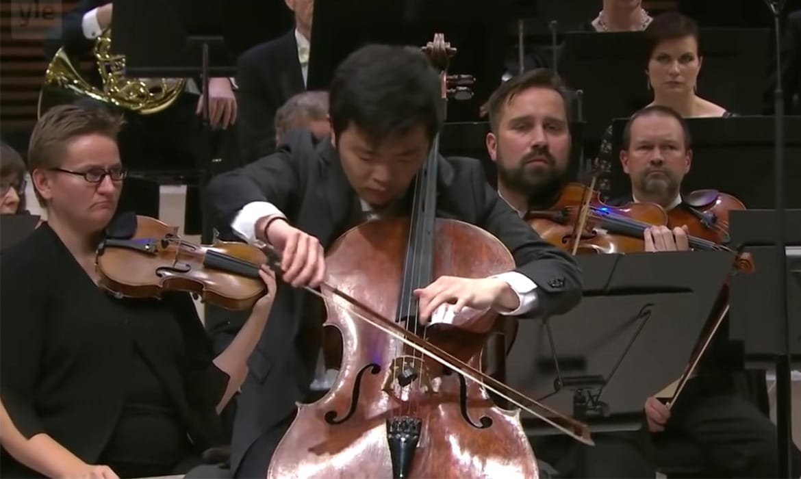 Brannon Cho playing Prokofievs Sinfonia Concertante in 2018